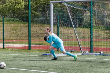 Bild 70 - B-Juniorinnen Ellerau - St. Pauli : Ergebnis: 1:1